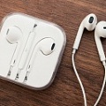 Обзор плееров на i-Phone и беспроводные наушники apple earpods для лучшего звучания